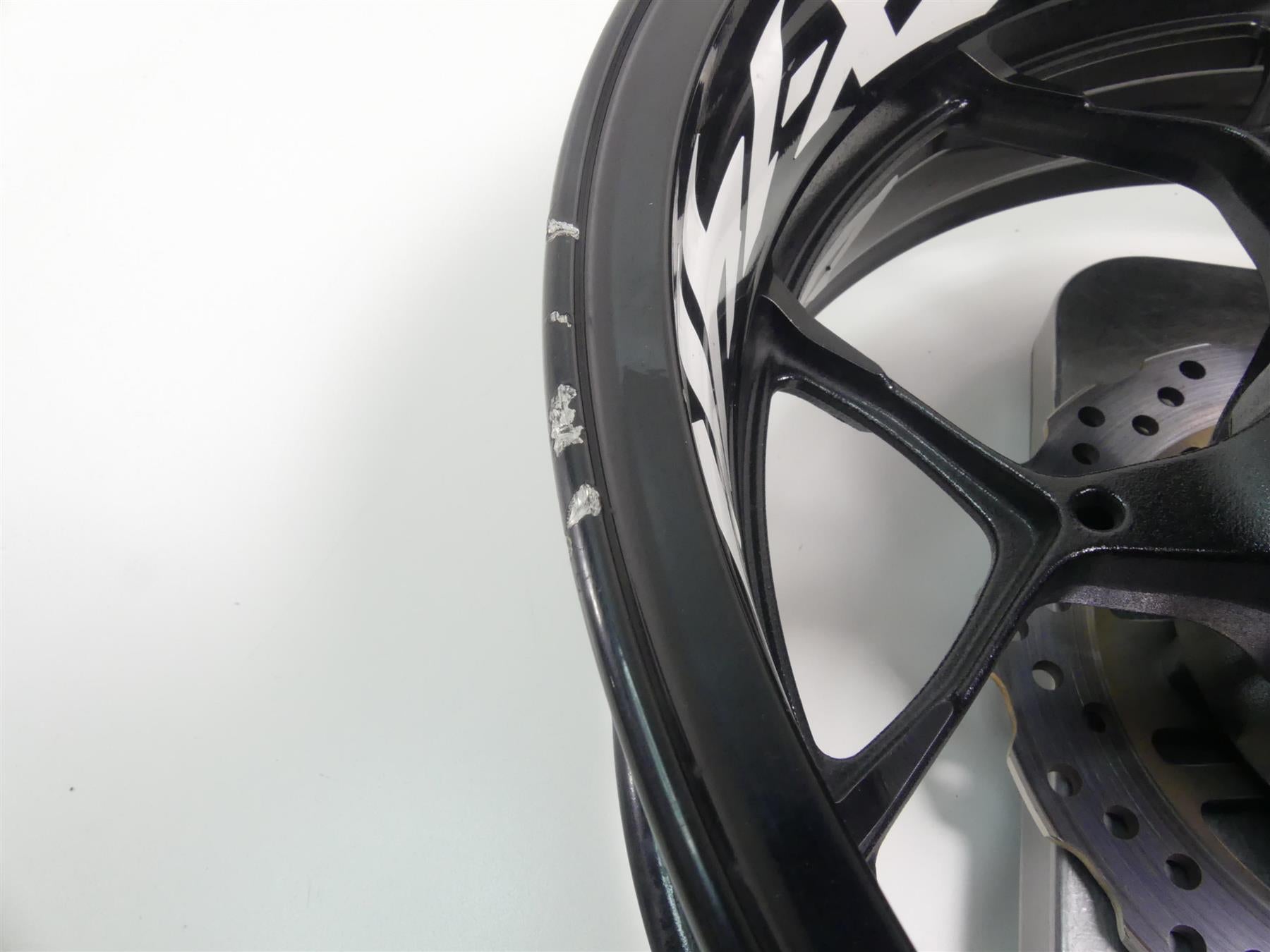 2012 Kawasaki ZX1400 ZX14R Ninja Straight 17x6 Rear Wheel Rim 41073-0574-18F {{ shop.shopifyCountryName }} - Mototech271