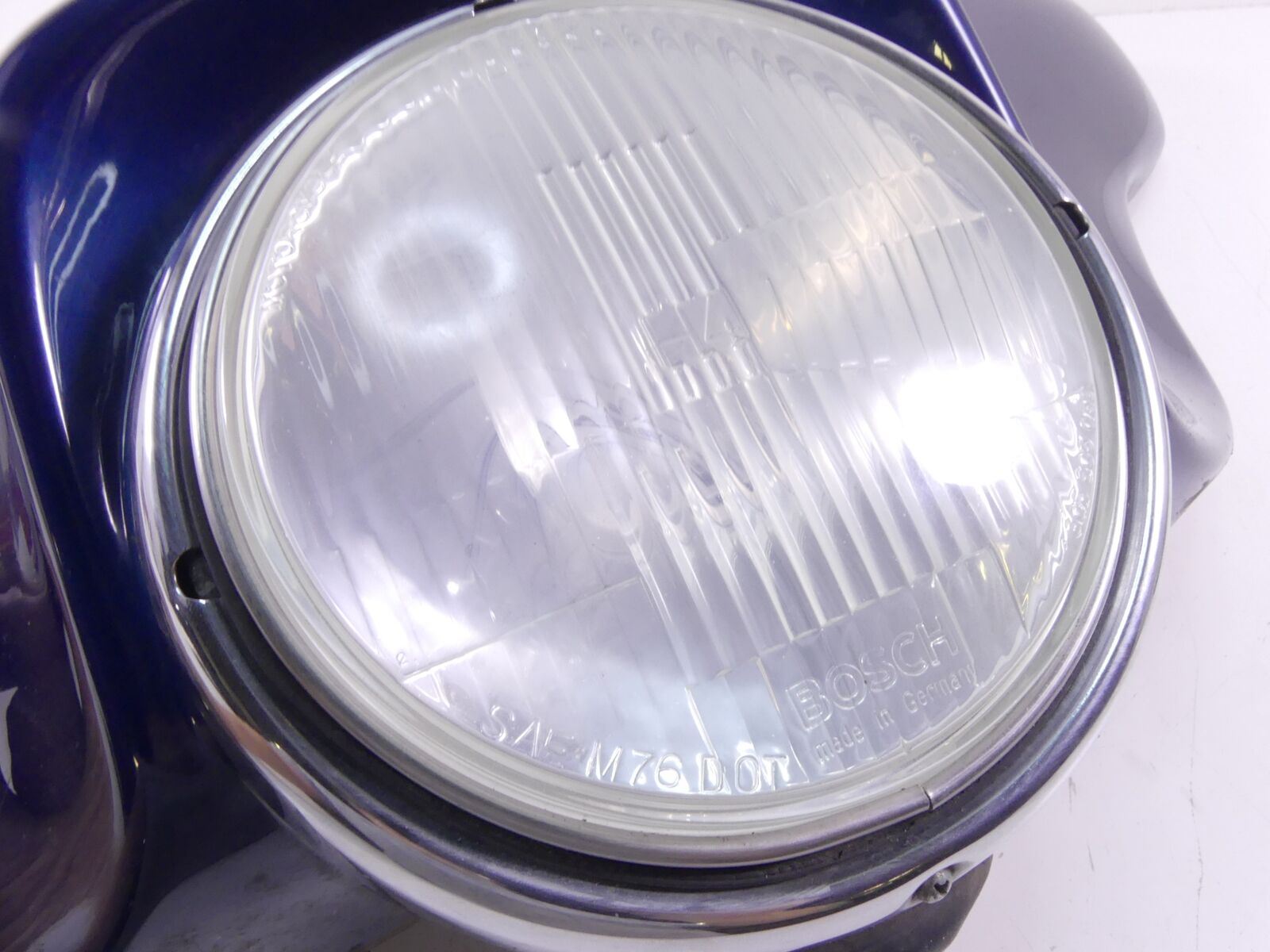 2000 Harley Touring FLHTCI Electra Glide Front Outer Fairing & Headlight 58236-9 {{ shop.shopifyCountryName }} - Mototech271