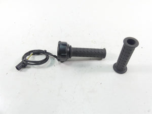 2017 Triumph Thruxton 1200 R Fly Ride By Wire Throttle Grip Handle Set T2044045 | Mototech271