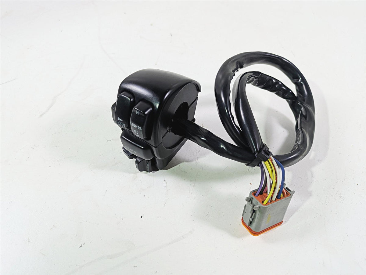 1999 Harley Touring FLHTCUI E-Glide Left Hand Control Switch Audio 71682-06A {{ shop.shopifyCountryName }} - Mototech271