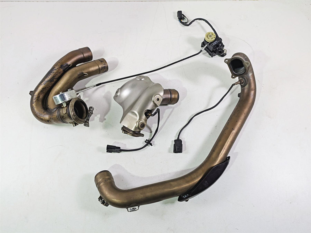 2013 Ducati Hypermotard 821 SP Exhaust Header Pipe & Servo Set 57013292B {{ shop.shopifyCountryName }} - Mototech271