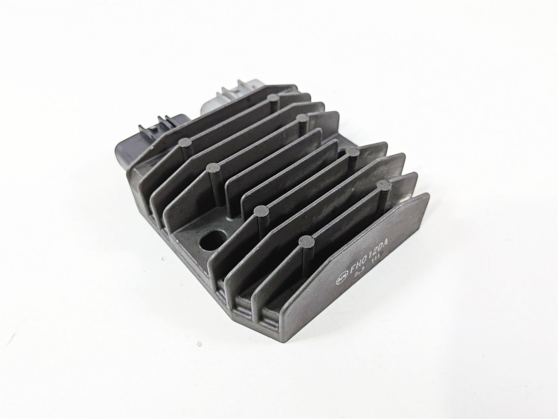 2008 Yamaha YZF R1 RN19 Rectifier Voltage Regulator 1D7-81960-00-00 FH012DA {{ shop.shopifyCountryName }} - Mototech271