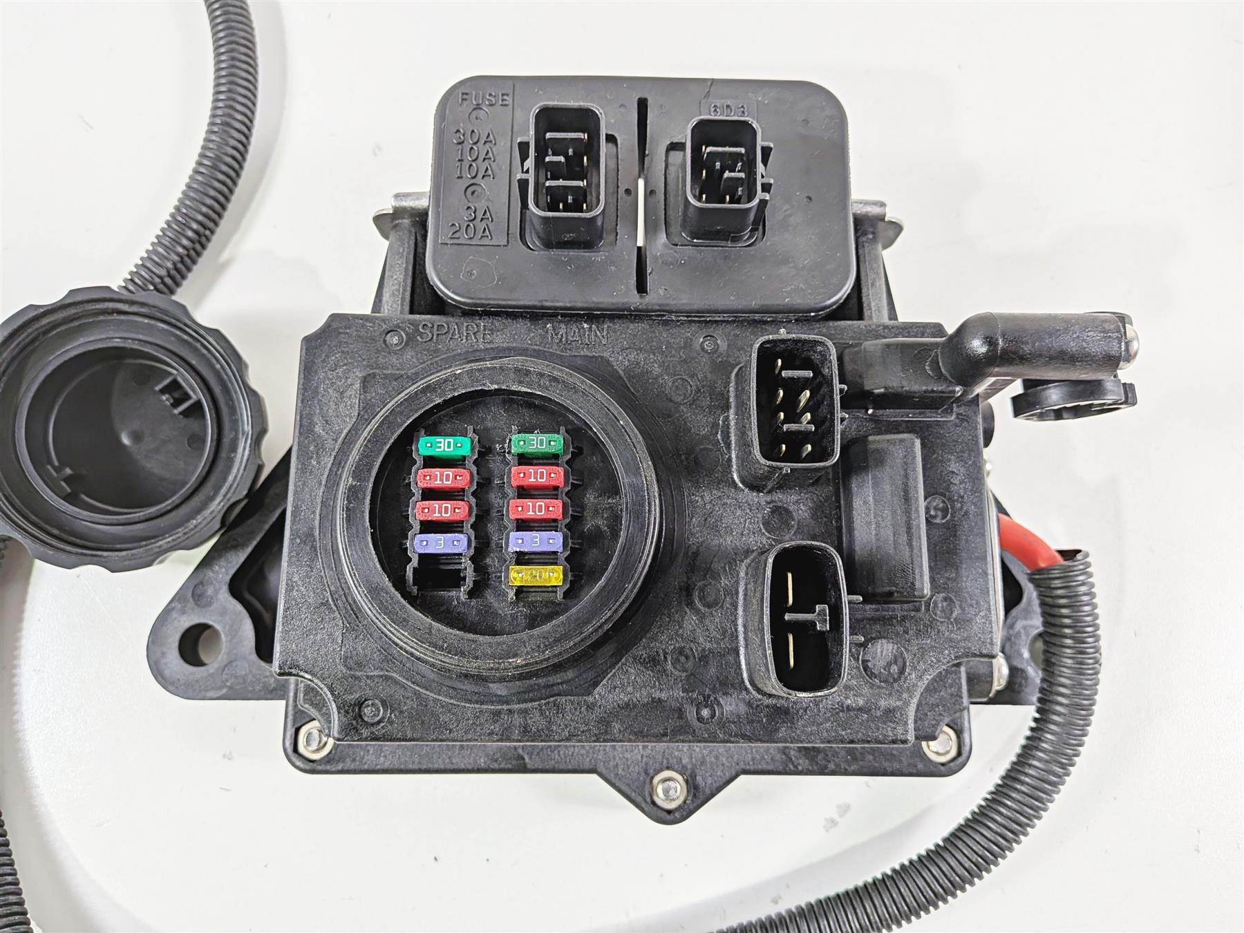 2009 Yamaha Waverunner FX1800 Cruiser Fuse Box Panel Unit 6S5-82170-00-00 {{ shop.shopifyCountryName }} - Mototech271