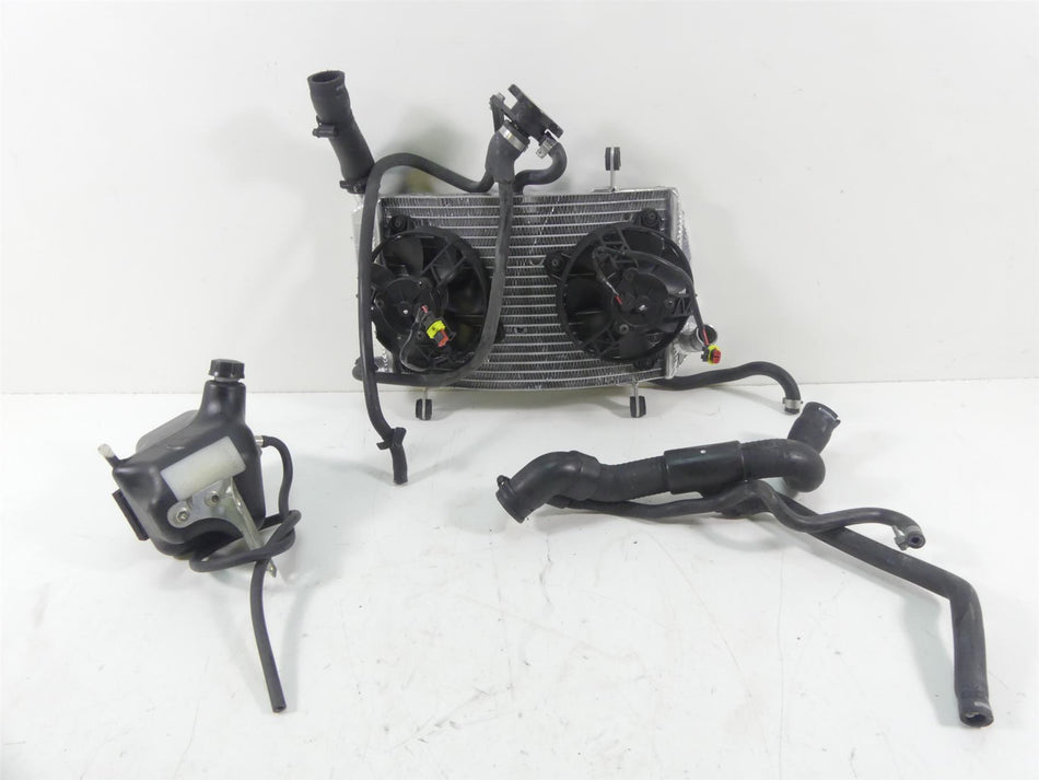 2013 Ducati Streetfighter 848 Upper Radiator Fans Reservoir Hoses -Read 54840831 {{ shop.shopifyCountryName }} - Mototech271