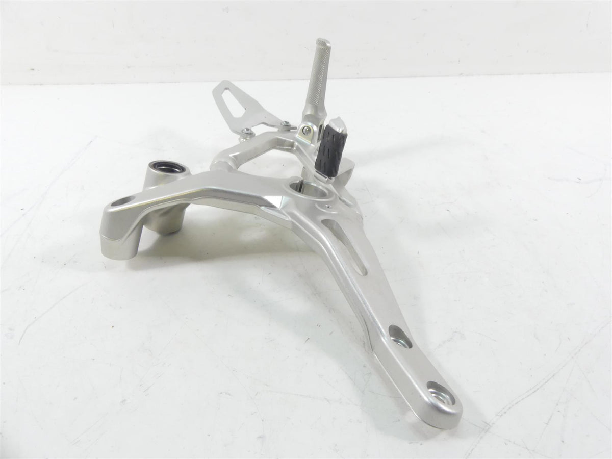 2020 Ducati Panigale V2 Left Footpeg Shifter & Frame Mount 82421862AA 45612092BA {{ shop.shopifyCountryName }} - Mototech271