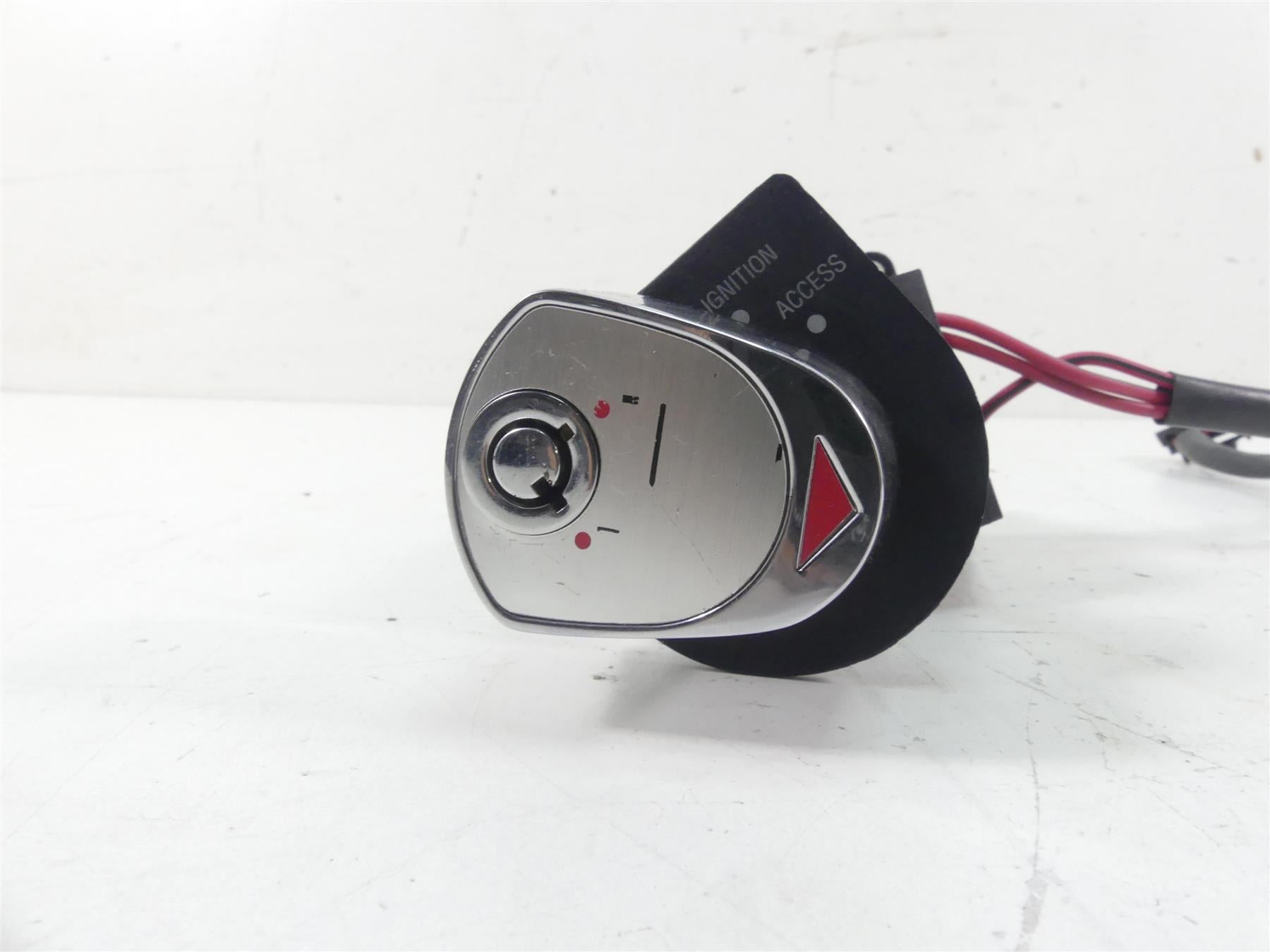 2005 Harley Touring CVO FLHTCSE Electra Glide Ignition Switch Key Lock 71640-99 {{ shop.shopifyCountryName }} - Mototech271