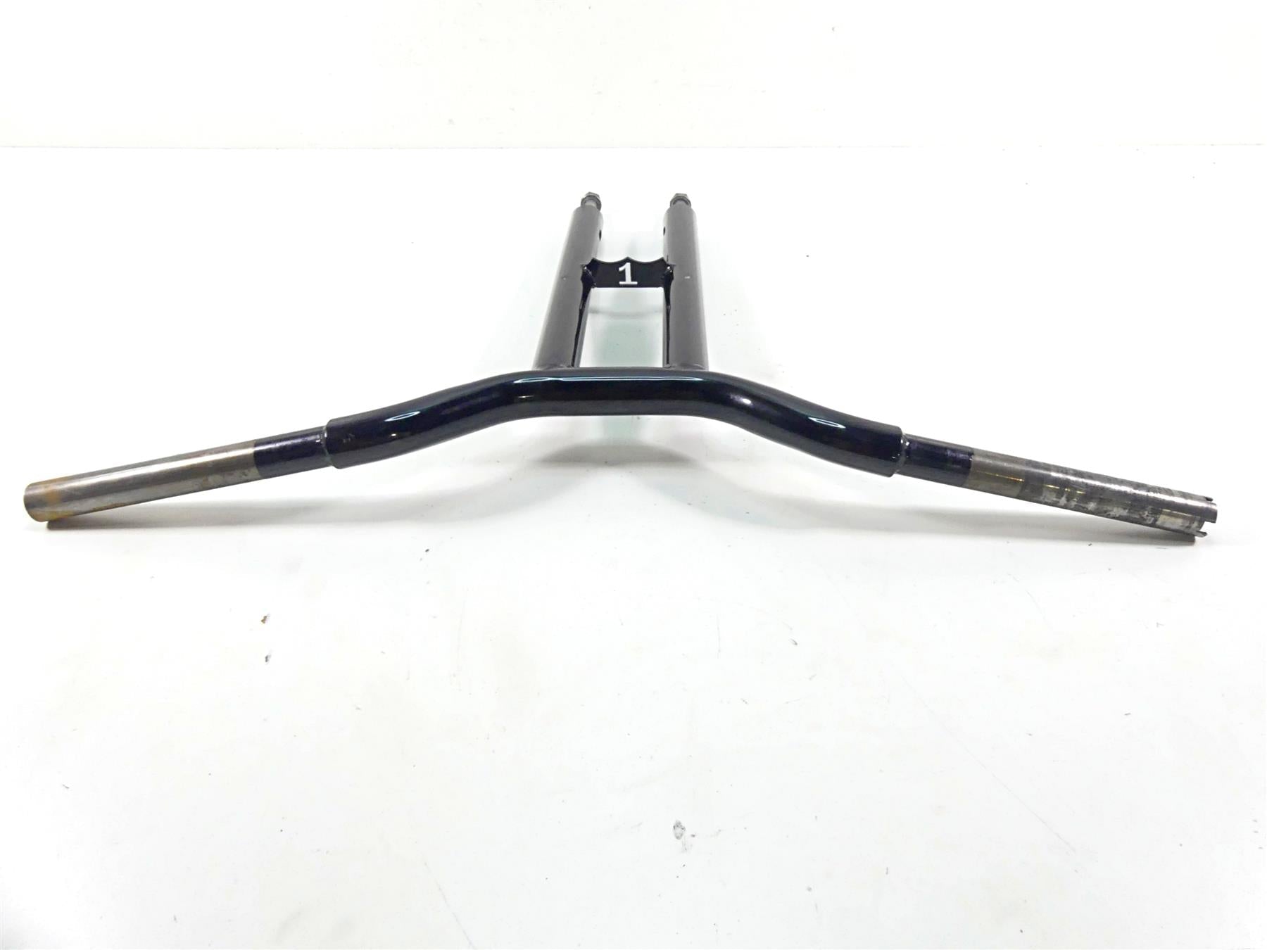 2014 Harley Dyna FXDB Street Bob 14" T-Bar Handlebar & Cables {{ shop.shopifyCountryName }} - Mototech271