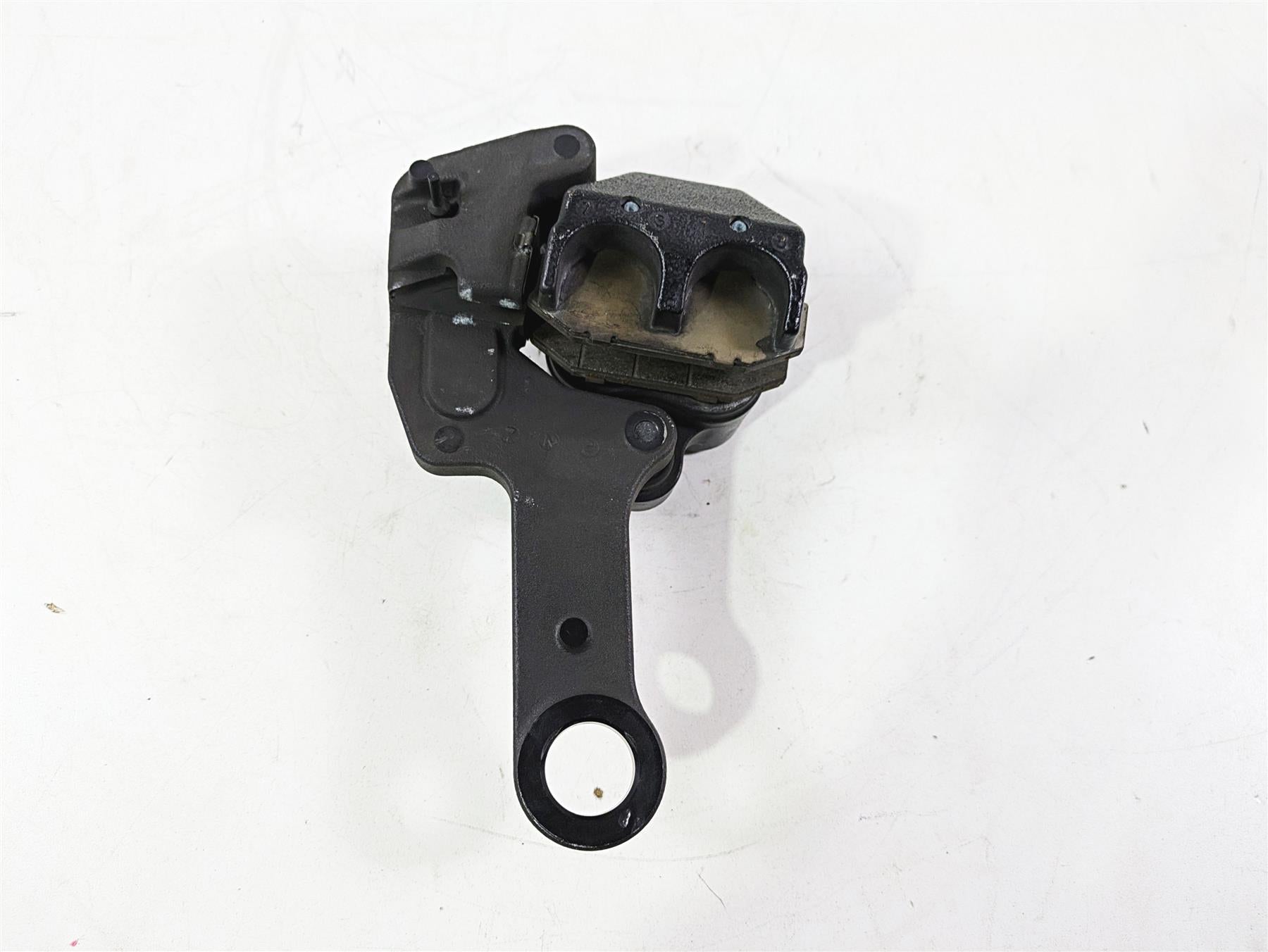 2018 Harley FXBR Softail Breakout Rear Brake Caliper + Bracket 41300192 {{ shop.shopifyCountryName }} - Mototech271