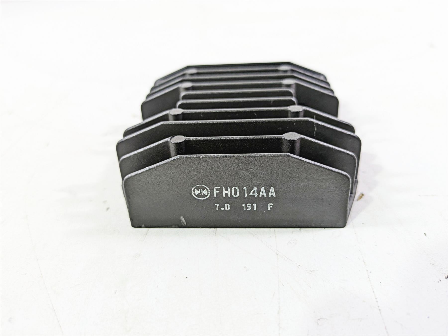 2008 Honda CBR1000RR SC59 Rectifier Voltage Regulator FH014AA 31600-KVZ-631 {{ shop.shopifyCountryName }} - Mototech271