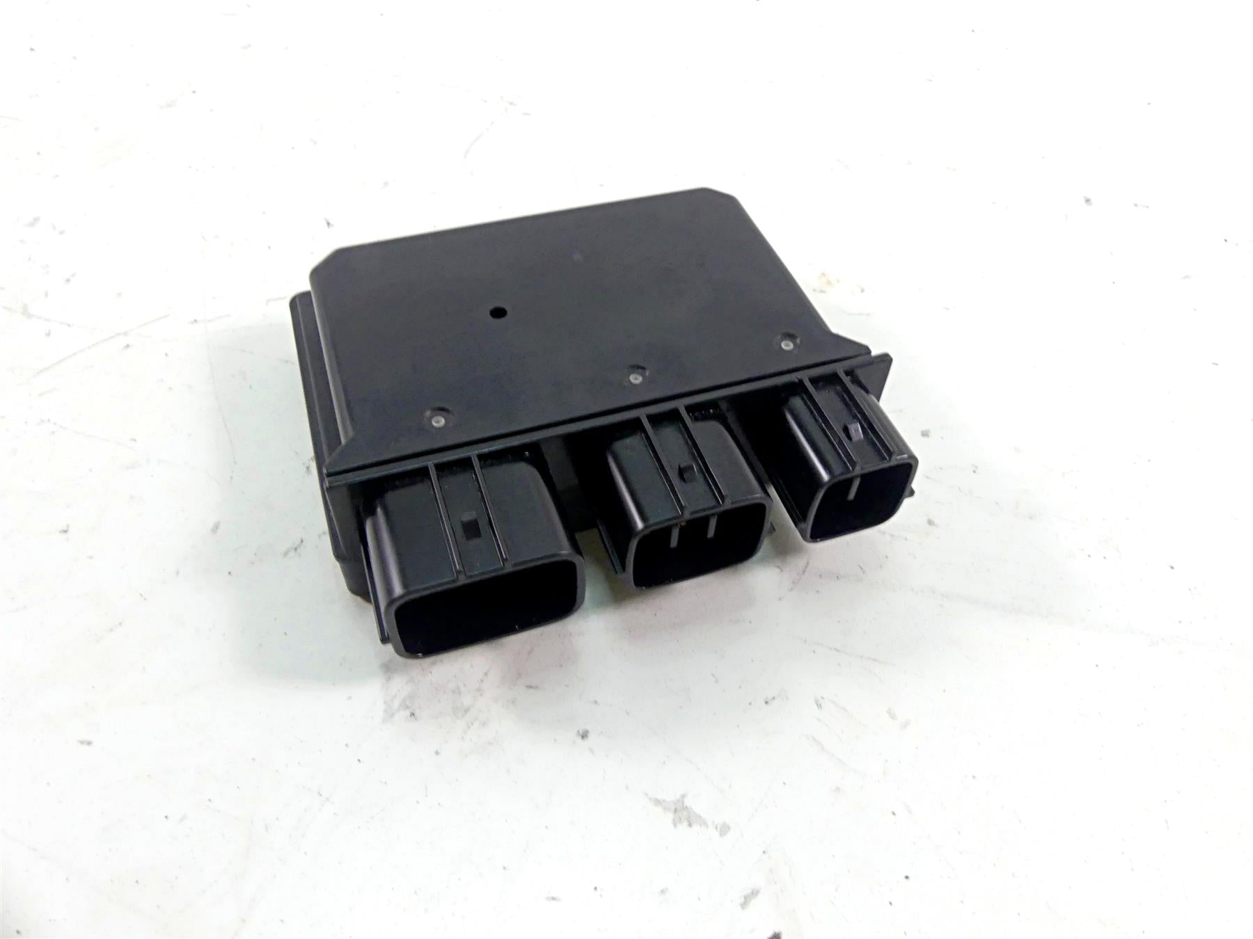 2010 Kawasaki ZX1400 ZX14 R Ninja Fuse Junction Box Unit Module 27002-0007 {{ shop.shopifyCountryName }} - Mototech271