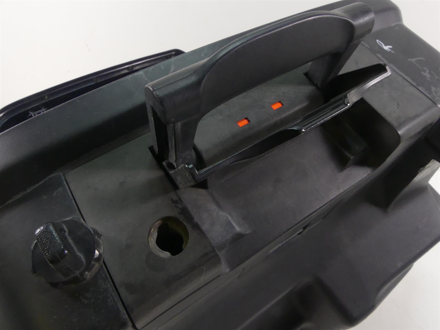 2001 BMW R1150 GS R21 Right Saddlebag Saddle Bag Luggage Box - 31L 46542316008 {{ shop.shopifyCountryName }} - Mototech271