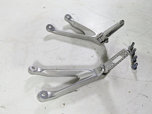 2008 Honda CBR1000RR SC59 Rear Passenger Footpeg Set 50750-MFL-000 50760-MFL-000 | Mototech271