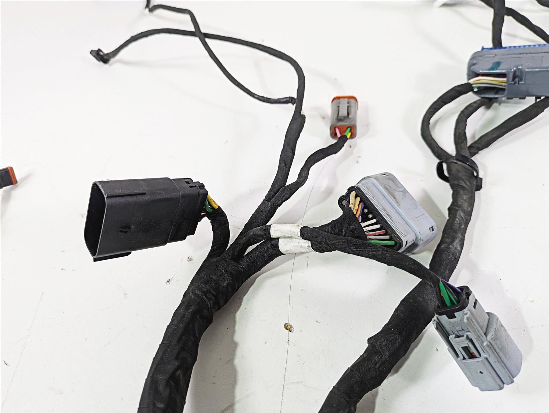2019 Indian Chieftain Limited Front Nose Wiring Harness Loom No Cuts 2414627 {{ shop.shopifyCountryName }} - Mototech271