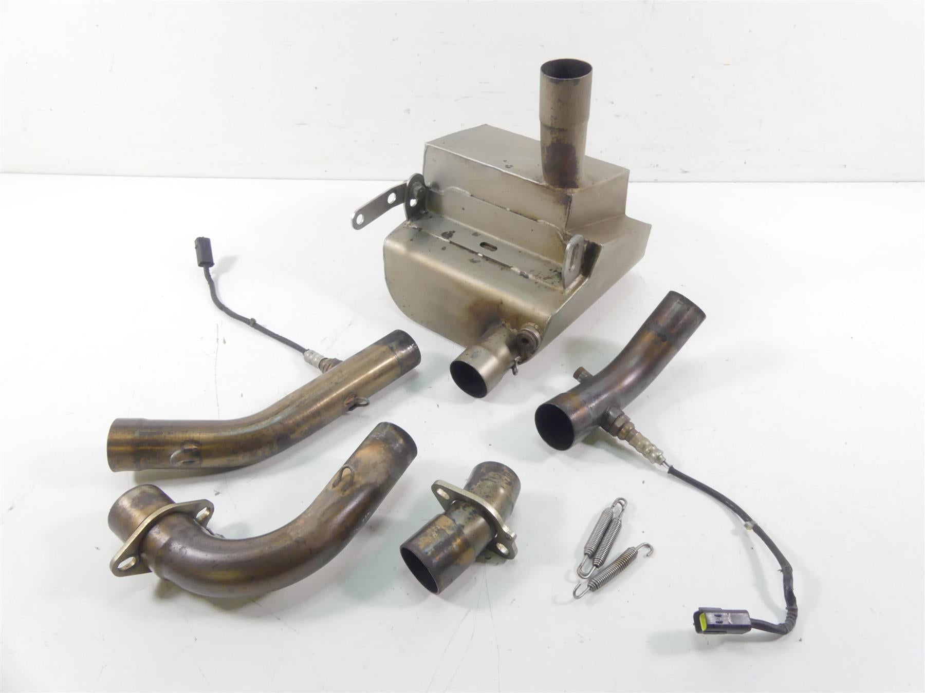 2009 Ducati Monster 1100 S QD Ex-Box Exhaust Pipe Muffler Silencer ADUC0300007 {{ shop.shopifyCountryName }} - Mototech271