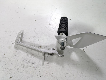 2022 BMW R1250 RT K052 Right Front Footpeg & Brake Pedal Set 35218534746 {{ shop.shopifyCountryName }} - Mototech271