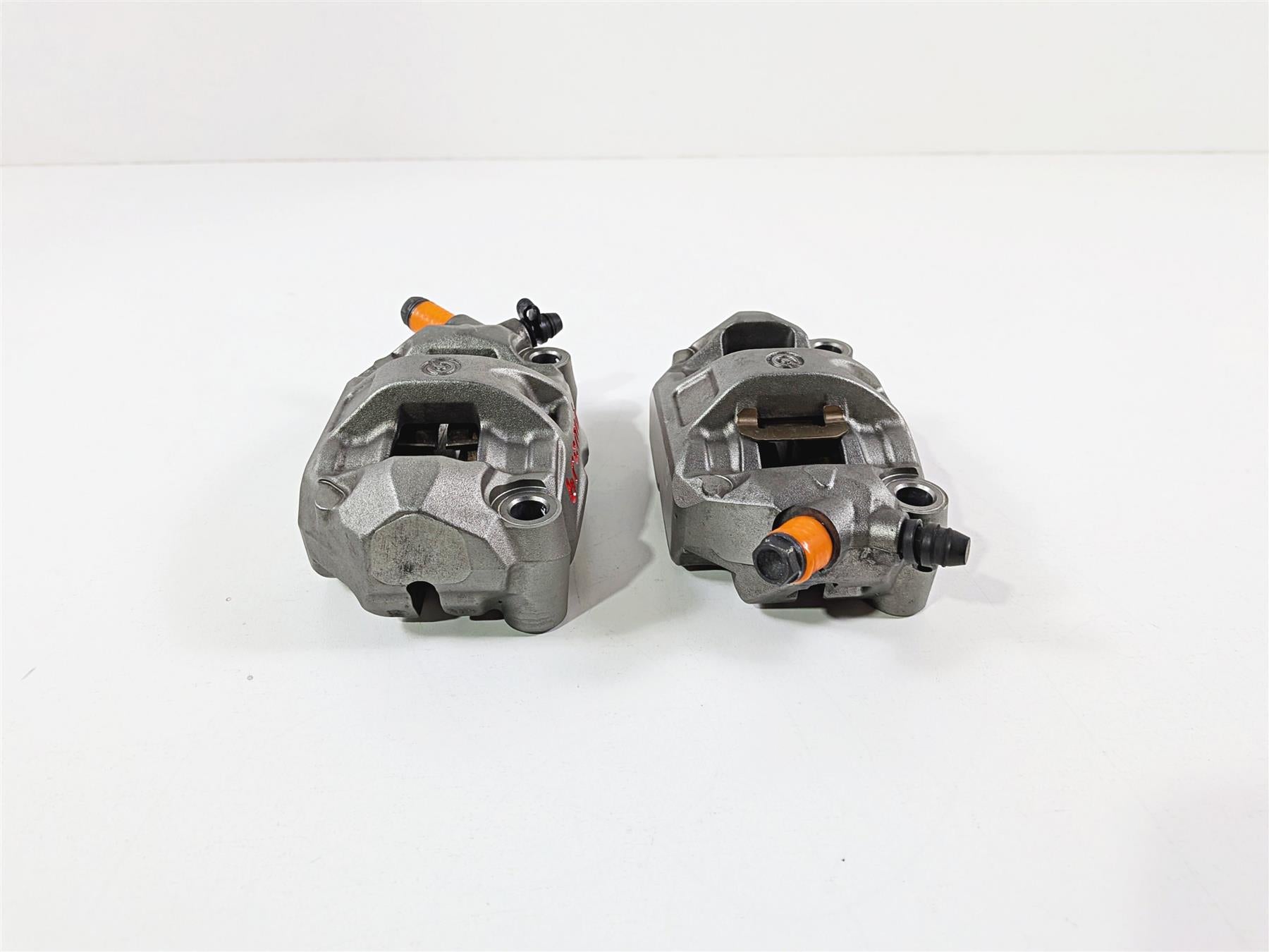 2014 Aprilia RSV4 RR Factory Front Brembo Brake Caliper 100mm B044355 B044356 {{ shop.shopifyCountryName }} - Mototech271