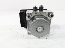 Load image into Gallery viewer, 2019 BMW S1000XR K49 Abs Brake Pump Pressure Unit Module 34519444398 | Mototech271
