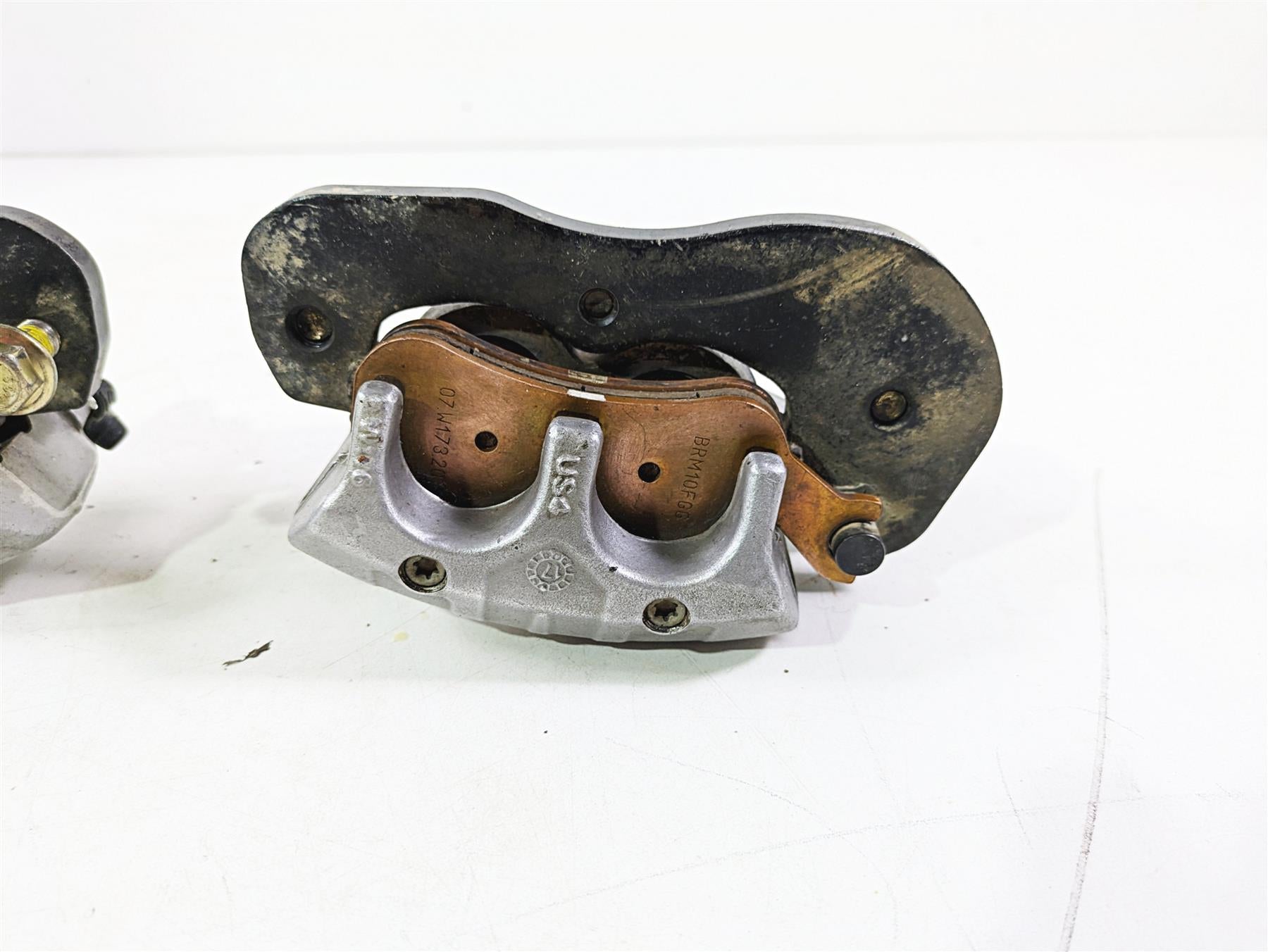 2018 Can Am Maverick X3 XRC Turbo R Rear Brake Caliper Set 705601514 705601515 {{ shop.shopifyCountryName }} - Mototech271
