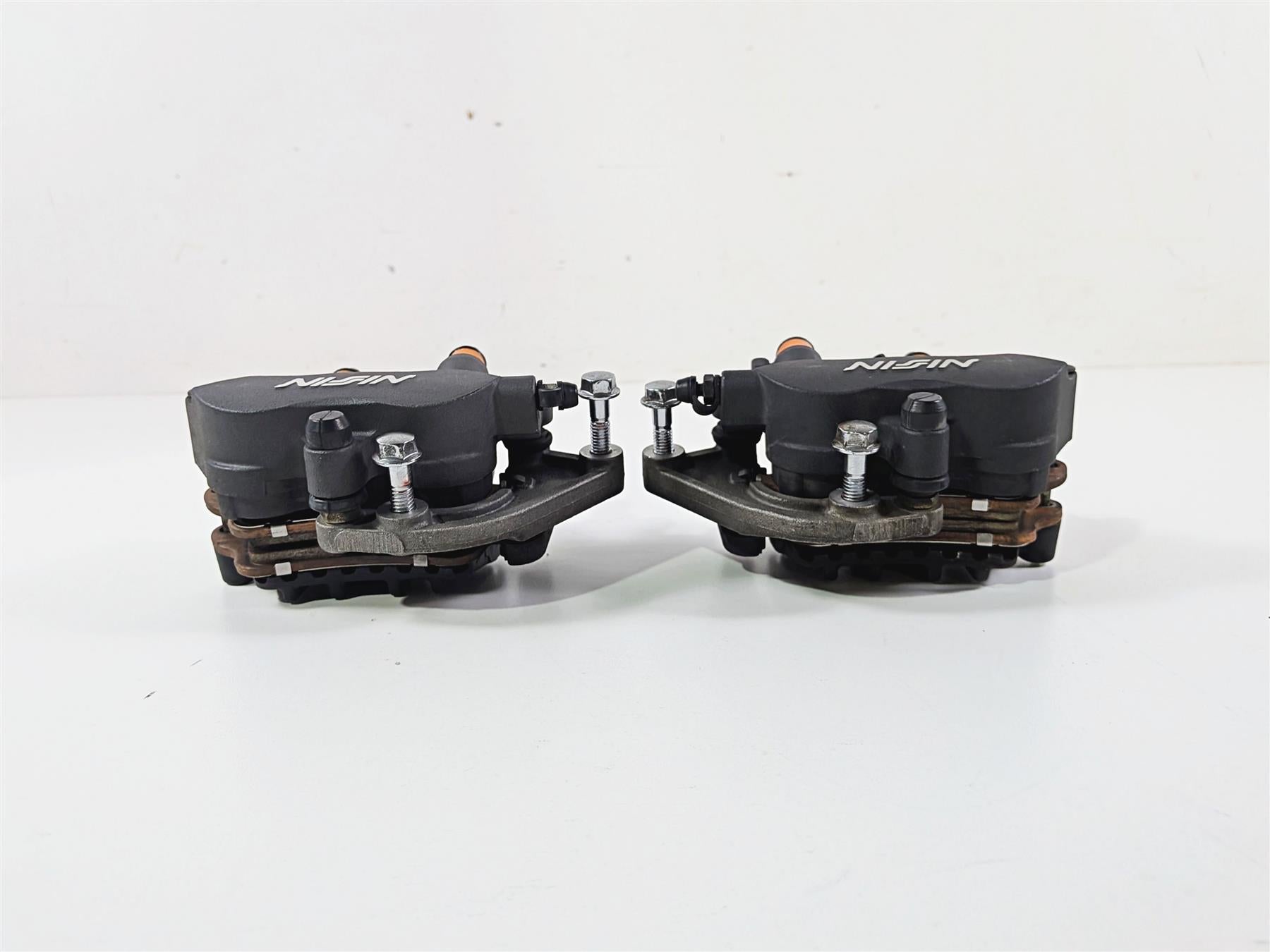 2003 Honda V-Twin VTX1800 C Nissin Front Brake Caliper Set 45150-MCH-006 {{ shop.shopifyCountryName }} - Mototech271
