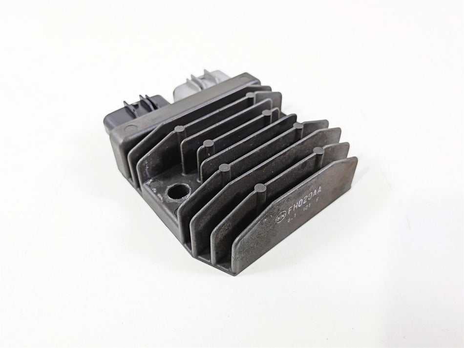 2019 Triumph Speed Triple RS 1050 Rectifier Voltage Regulator T1300675 FH020AA {{ shop.shopifyCountryName }} - Mototech271