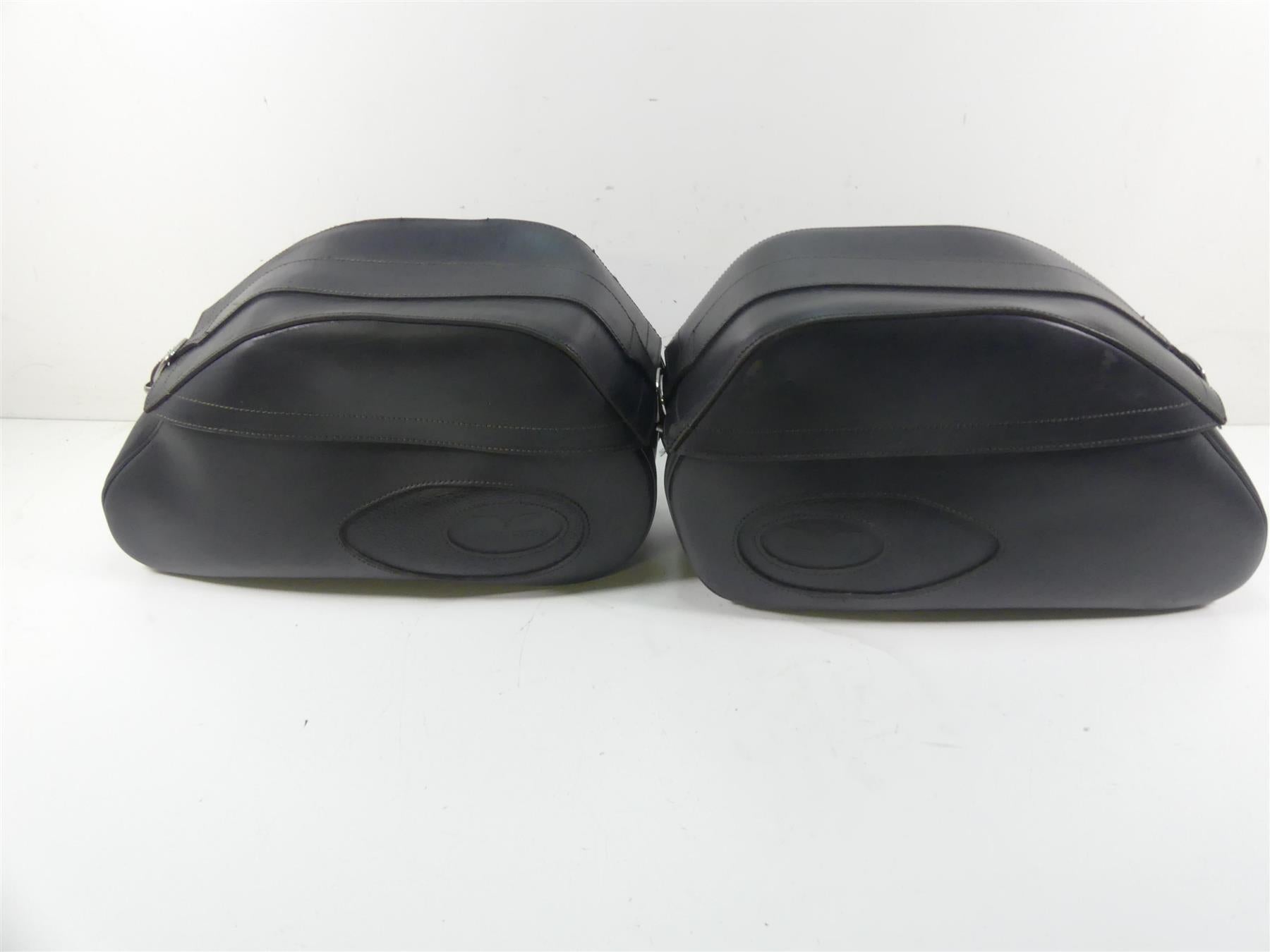 2001 Moto Guzzi California Sp 1100 Rear Saddlebag & Holder Set GU97012400000 {{ shop.shopifyCountryName }} - Mototech271