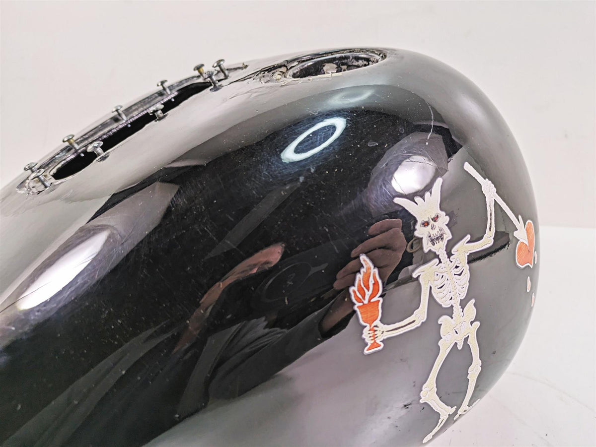 2009 Harley Softail FLSTSB Cross Bones Fuel Gas Petrol Tank -Read 61000800 {{ shop.shopifyCountryName }} - Mototech271