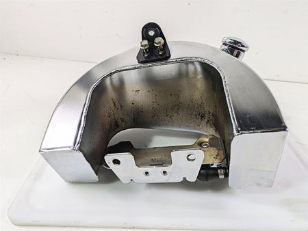 2008 Harley FLSTC 105TH Softail Heritage Oil Tank Reservoir & Lines 62498-00A {{ shop.shopifyCountryName }} - Mototech271