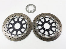 Load image into Gallery viewer, 2017 Indian Chieftain Limited Front Brake Disc Rotor Set 1911624
