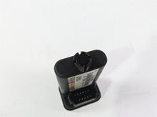 Load image into Gallery viewer, 2016 Harley VRSCDX Night Rod Tsm Turn Signal Flasher Module 68921-07 | Mototech271
