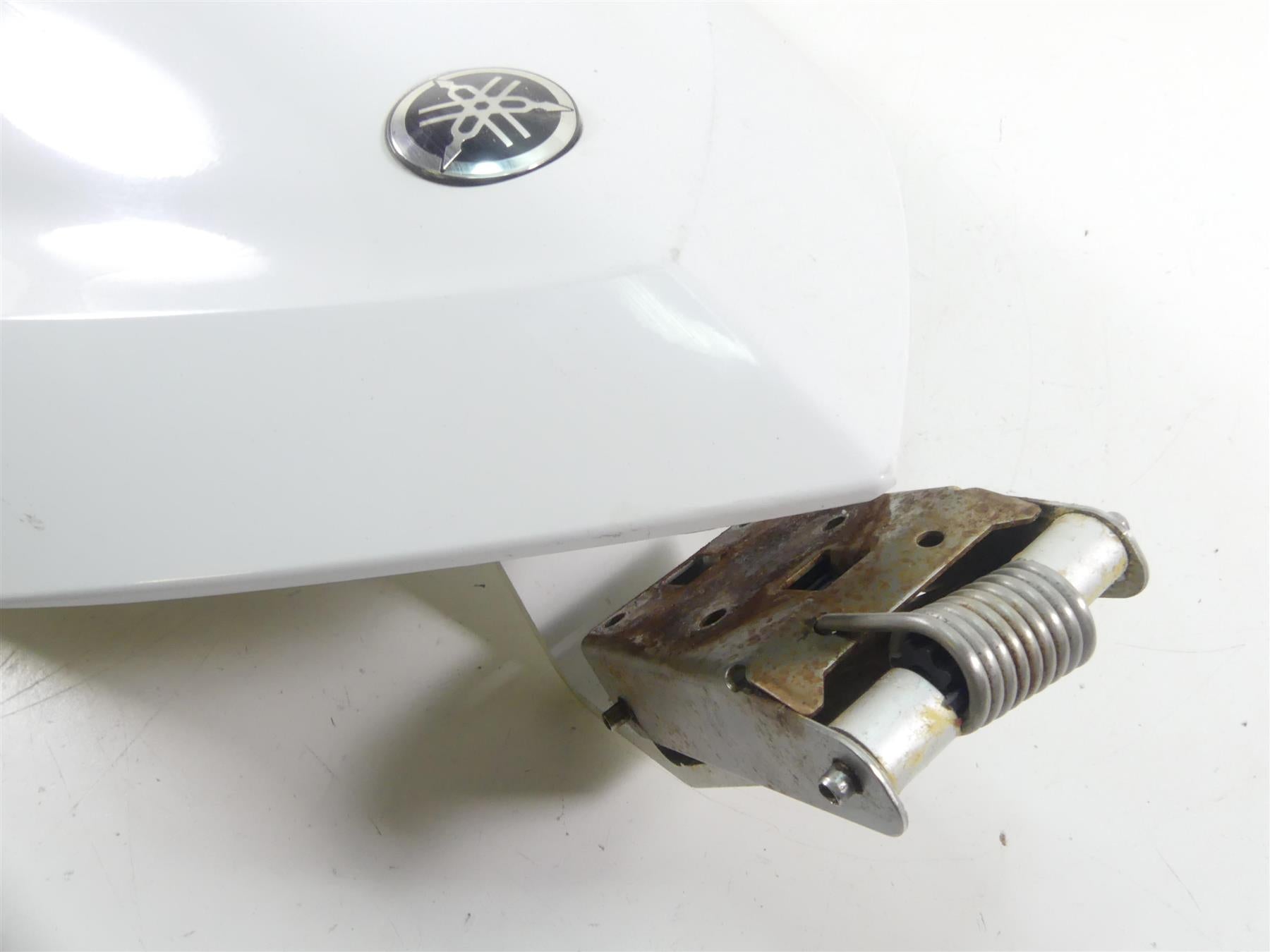 2016 Yamaha Waverunner VX 1050 Deluxe Hood & Storage Box Set F2X-U517B-00 {{ shop.shopifyCountryName }} - Mototech271