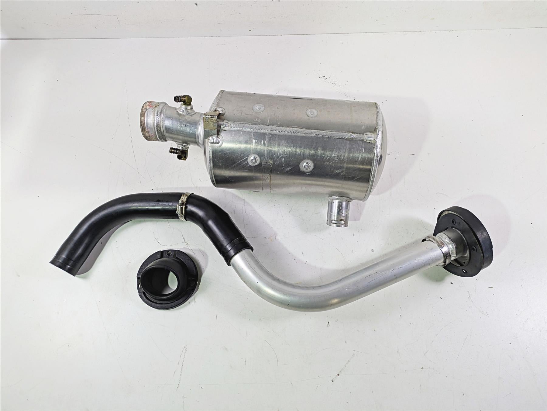 2011 Kawasaki STX-15F Jetski Exhaust Muffler Silencer Pipe Set 49070-3751