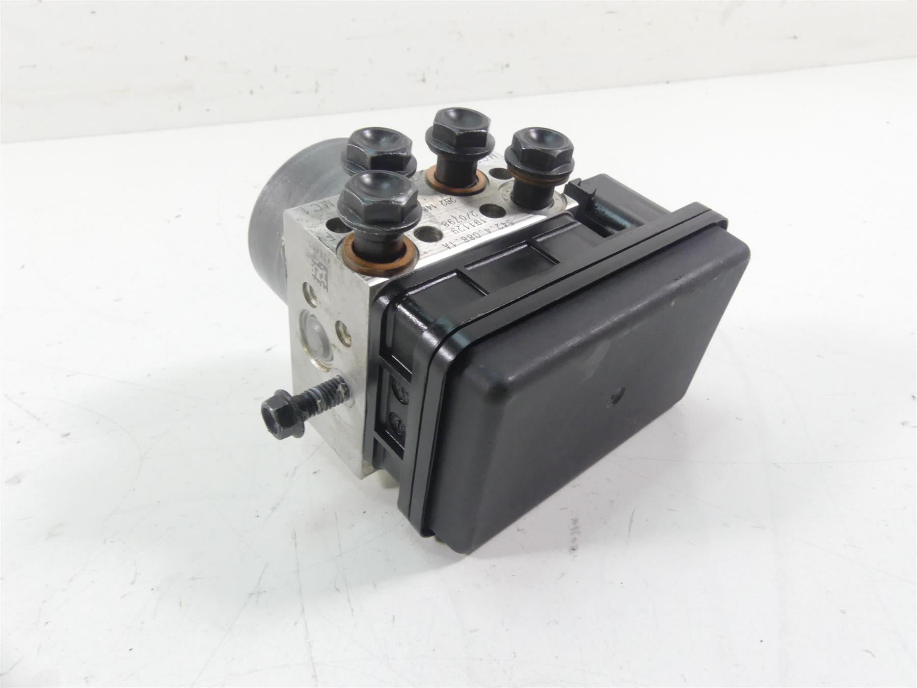 2020 Ducati Panigale 1100 V4 S SBK Abs Brake Pump Module Unit 54240881A