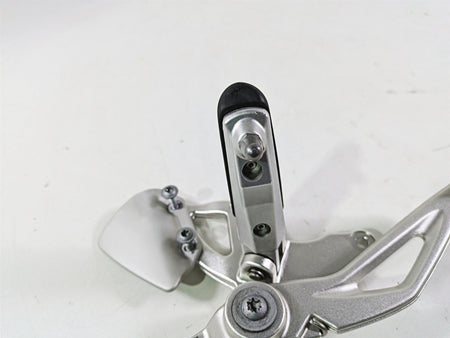 2012 BMW R1200R K27 Right Rider Footpeg & Brake Pedal 46717671078 35217728911 {{ shop.shopifyCountryName }} - Mototech271