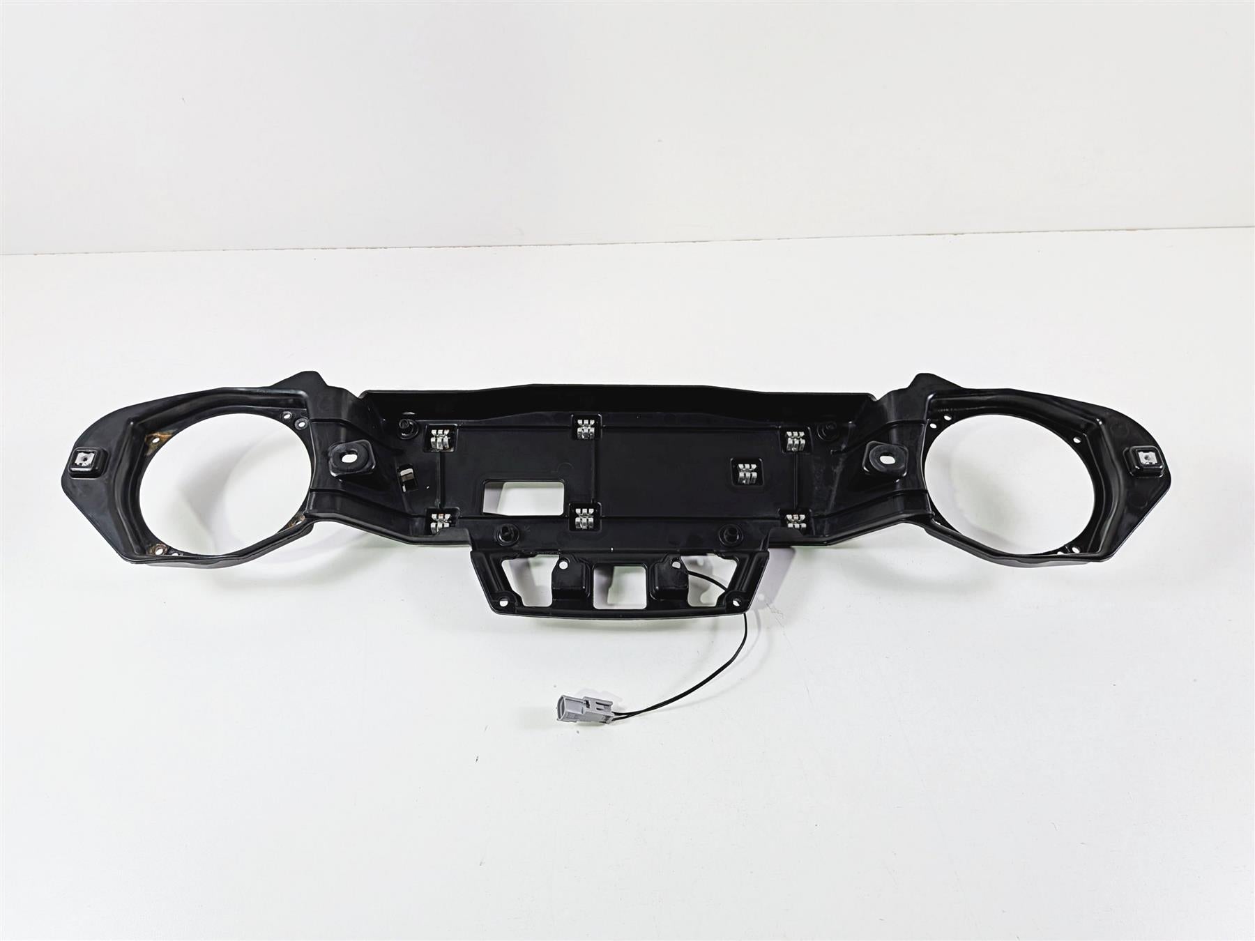 2016 Victory Cross Country Dash Panel & Speaker Mount Cover 5437065 {{ shop.shopifyCountryName }} - Mototech271