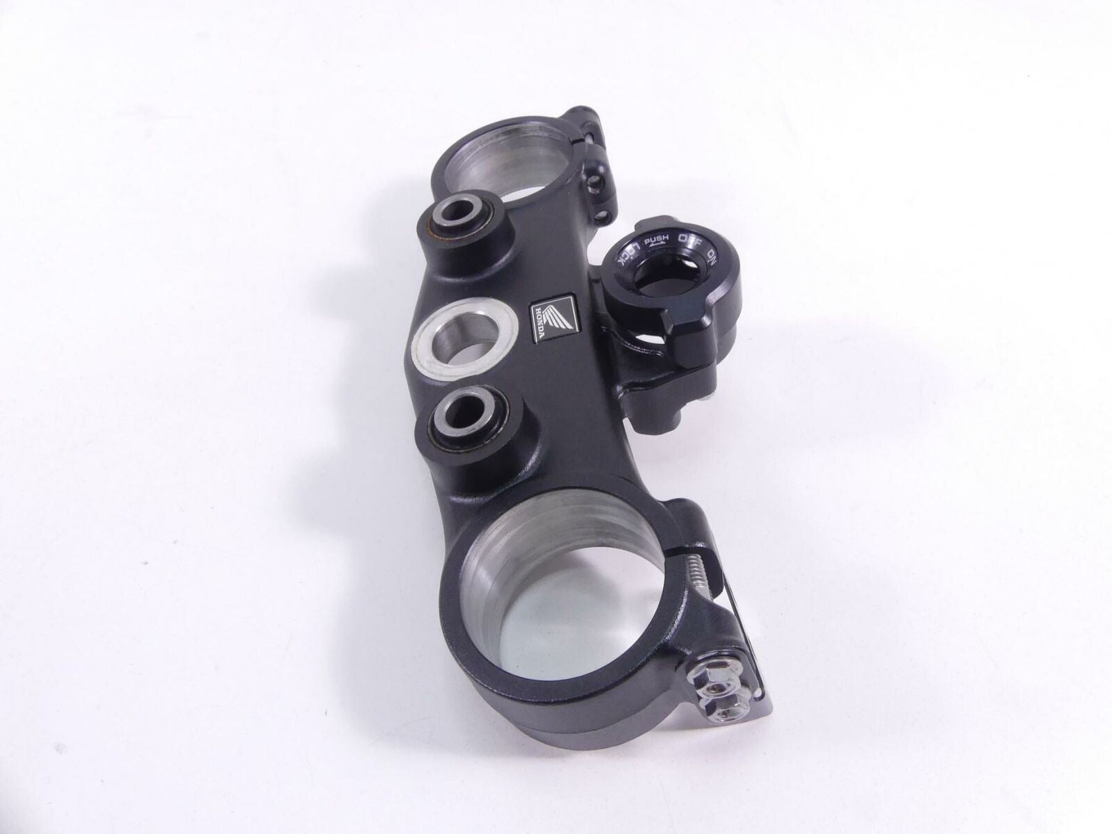 2018 Honda CRF1000 Africa Twin Upper Triple Tree 57mm 53300-MJP-G50 {{ shop.shopifyCountryName }} - Mototech271
