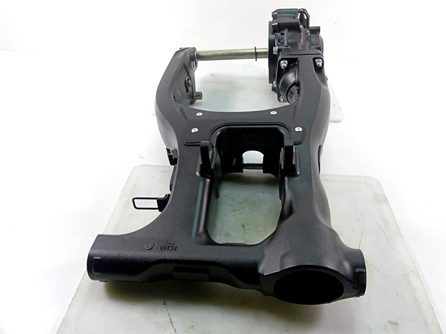 2012 Yamaha VMX17 VMAX 1700 Differential Drive Shaft Swingarm 7K 2S3-46101-00 {{ shop.shopifyCountryName }} - Mototech271