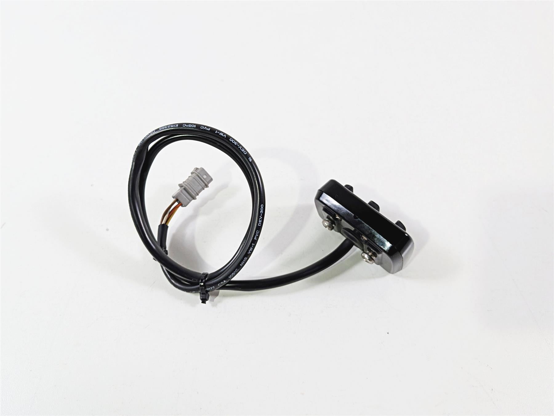 2013 Victory Vision Tour Black Cruise Hand Control Switch Set 4013049 {{ shop.shopifyCountryName }} - Mototech271