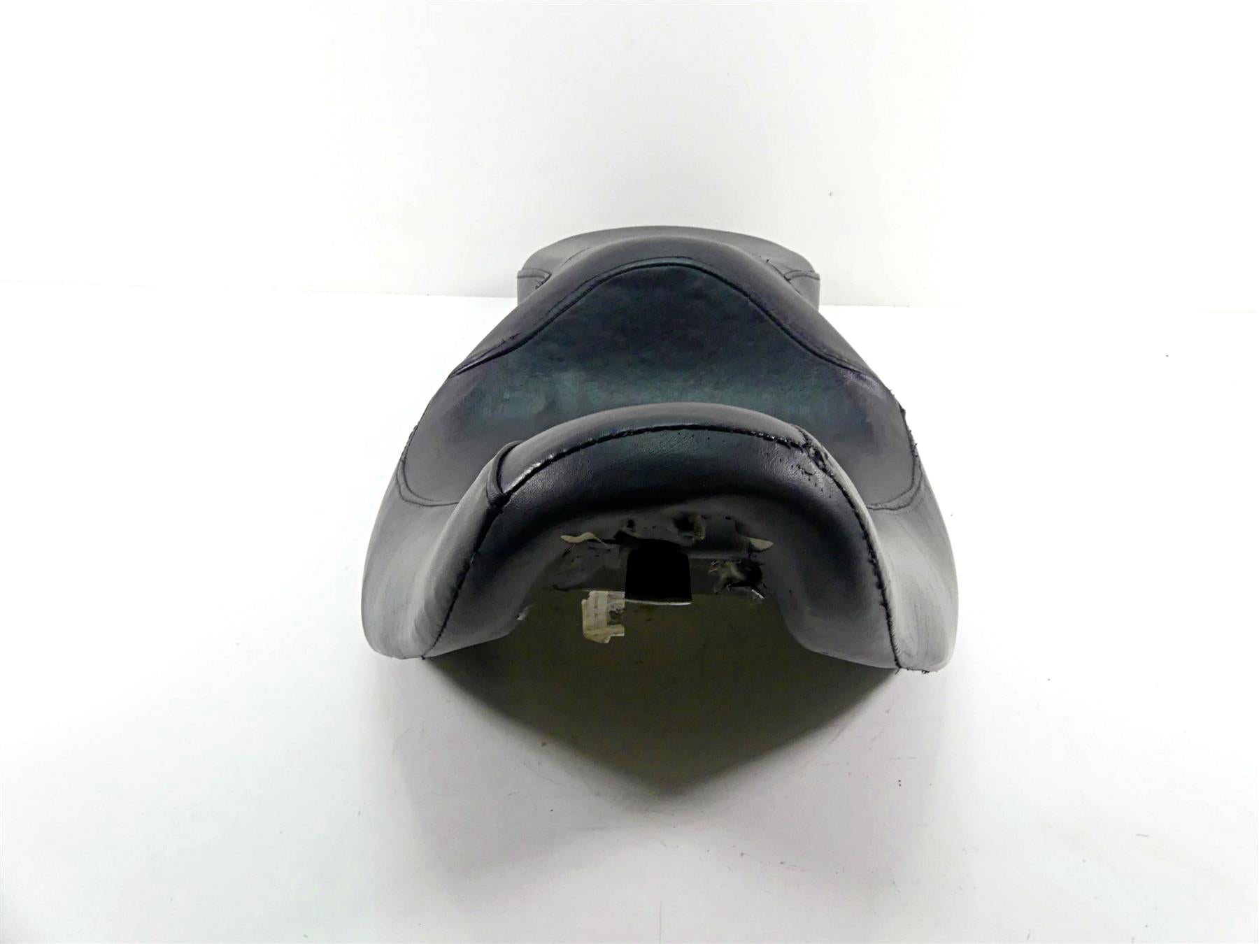 2011 Harley Softail FXS Blackline Driver Rider Duo Seat Saddle - For parts {{ shop.shopifyCountryName }} - Mototech271