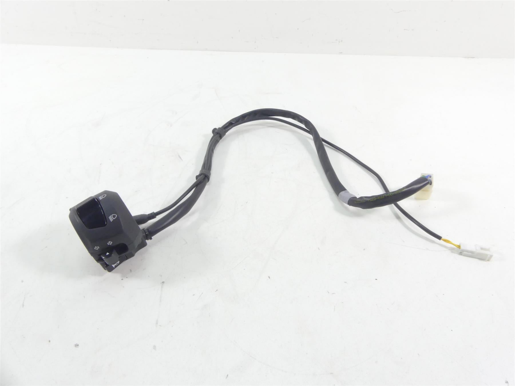 2019 Moto Guzzi V7 III Stone 750 Left Hand Light Control Switch domino 2D000307 {{ shop.shopifyCountryName }} - Mototech271