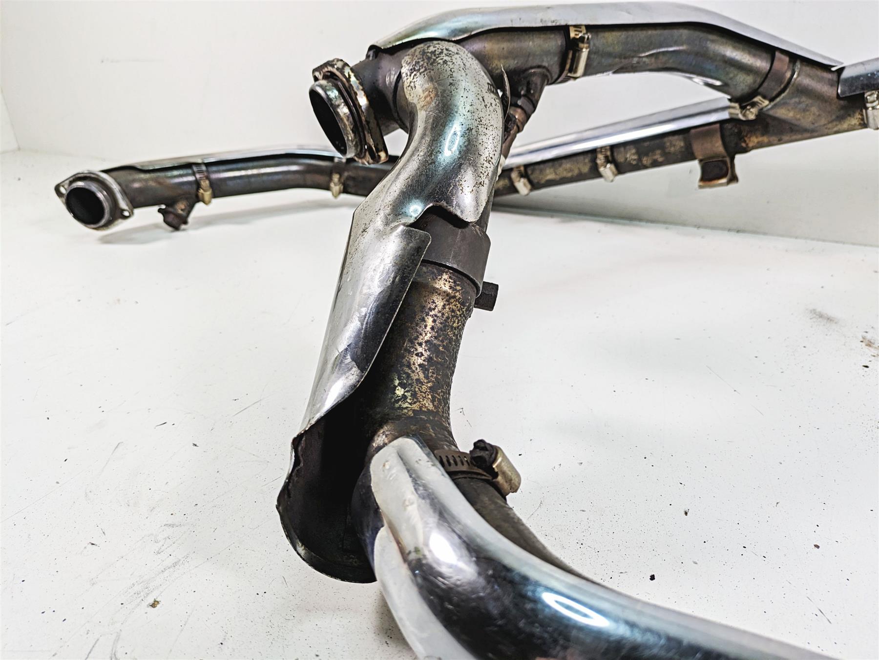 2005 Harley Touring FLHTCUI Electra Glide Oem Exhaust Header Pipe Set 65626-98C {{ shop.shopifyCountryName }} - Mototech271