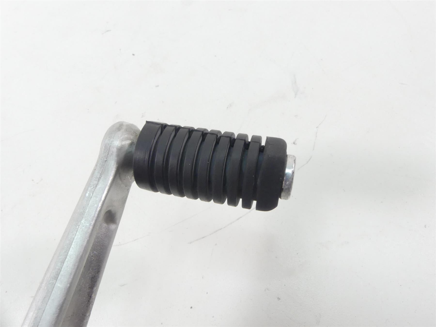 2020 Suzuki GSX1300 R Hayabusa Left Front Footpeg & Shifter Parts 43521-15H00 {{ shop.shopifyCountryName }} - Mototech271