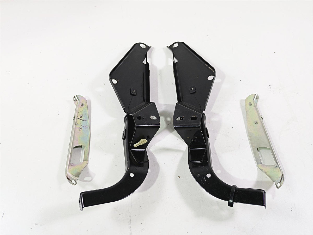2010 Harley Touring FLHX Street Glide Front Fairing Mounts 58478-96B 58479-96B {{ shop.shopifyCountryName }} - Mototech271