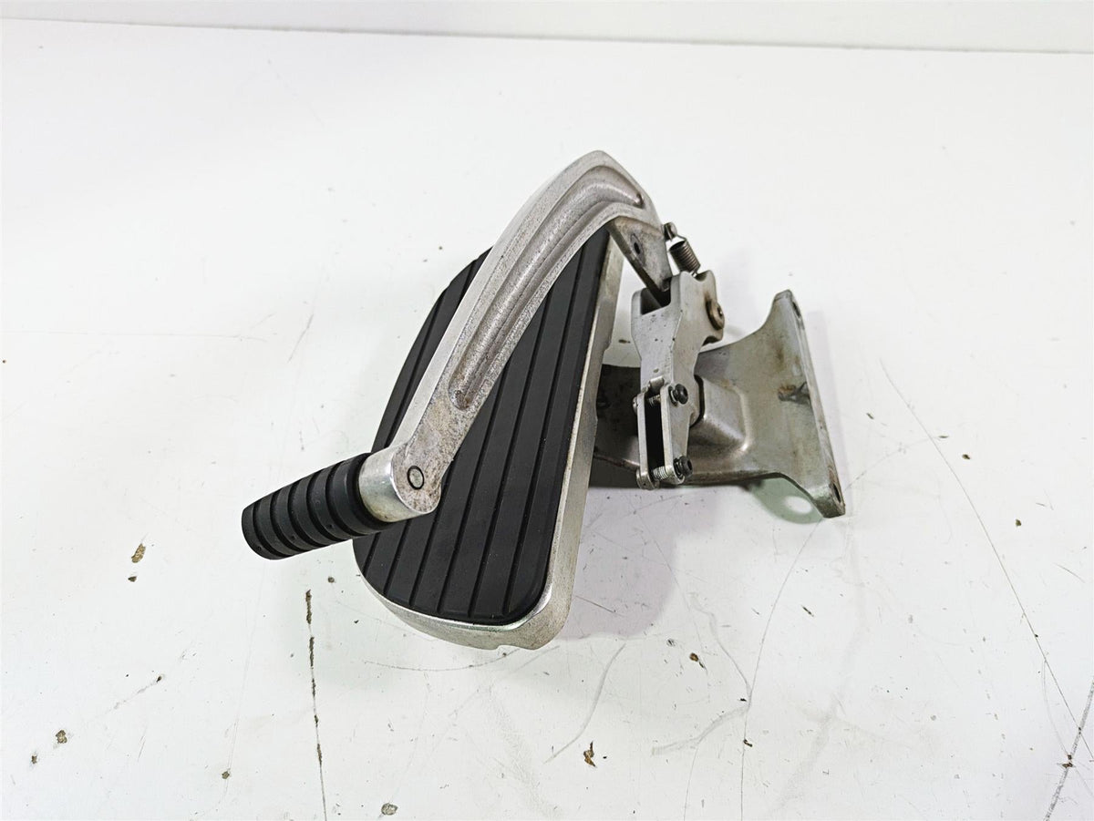2004 Victory Kingpin Right Side Floor Board + Brake Pedal Set 1014775 5134178 {{ shop.shopifyCountryName }} - Mototech271