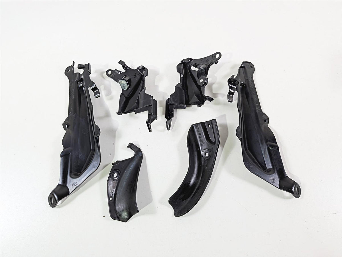 2019 Triumph Speed Triple RS 1050 All Frame Infill Covers Fairing Set T2306567 {{ shop.shopifyCountryName }} - Mototech271