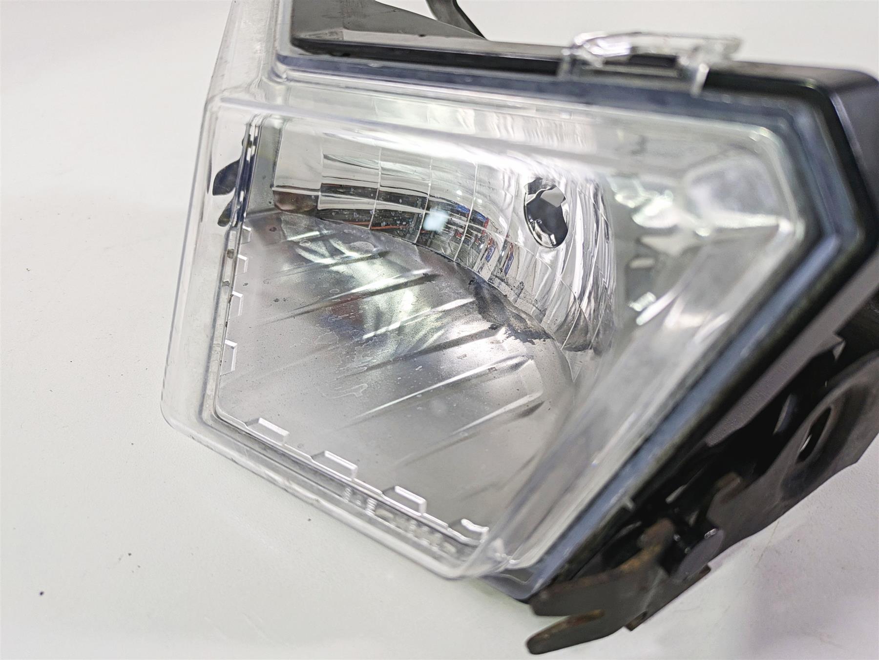 2020 Polaris Sportsman 1000 XP Upper Center Headlight Lamp -Read 5263262 2413427 {{ shop.shopifyCountryName }} - Mototech271