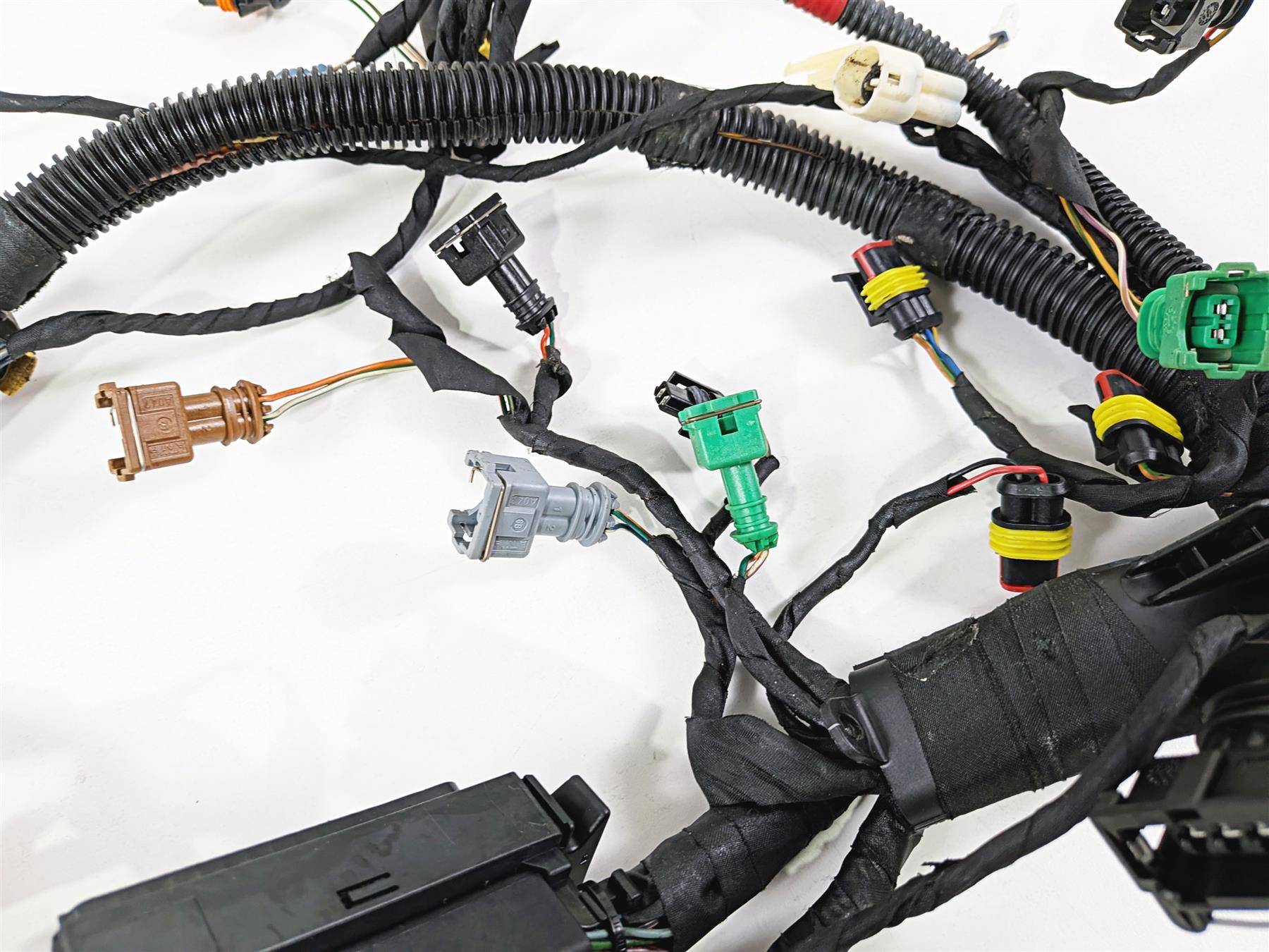2014 Aprilia RSV4 RR Factory Engine Wiring Harness Loom - No Cuts 897114 {{ shop.shopifyCountryName }} - Mototech271