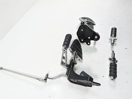 2000 Harley FXSTS Softail Springer Front Rear Footpeg & Shifter Set 33683-00 {{ shop.shopifyCountryName }} - Mototech271