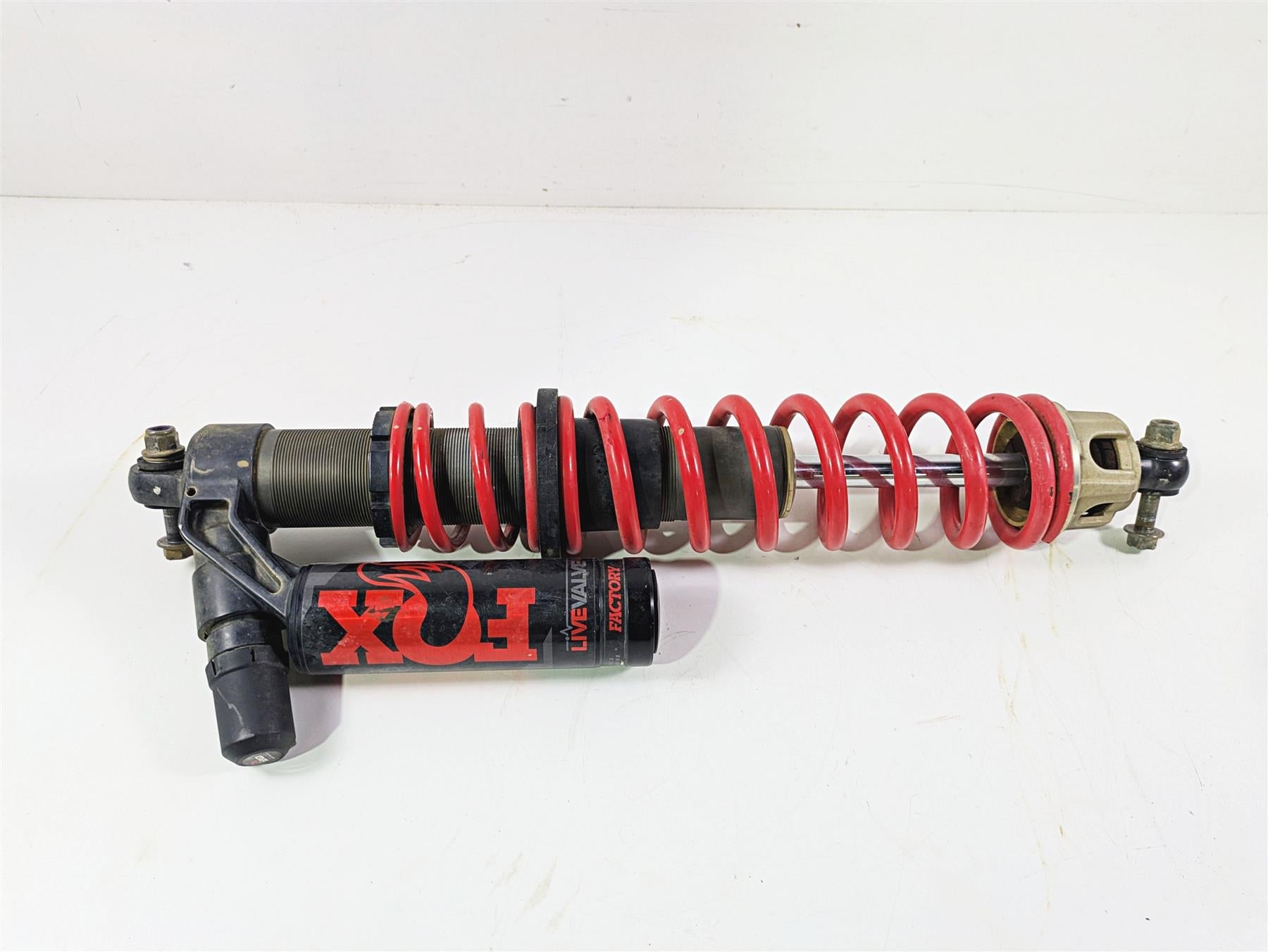 2019 Polaris RZR XP Turbo S Straight Fox Front Right Shock Damper - Read 7045187 {{ shop.shopifyCountryName }} - Mototech271