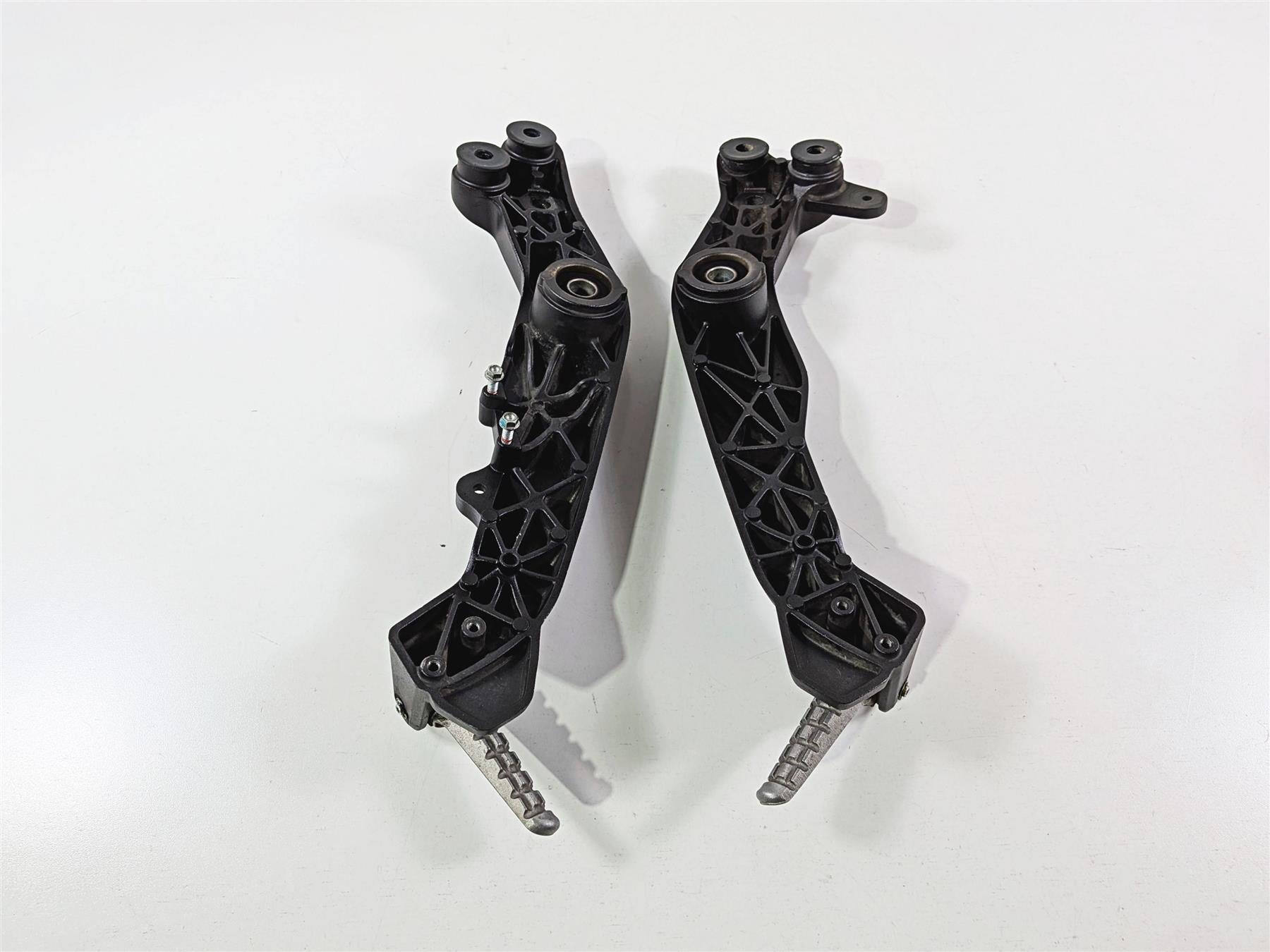 2015 Ducati Scrambler Urban Enduro Rear Footpeg & Mount Plate Set 82412831AA-Mototech271
