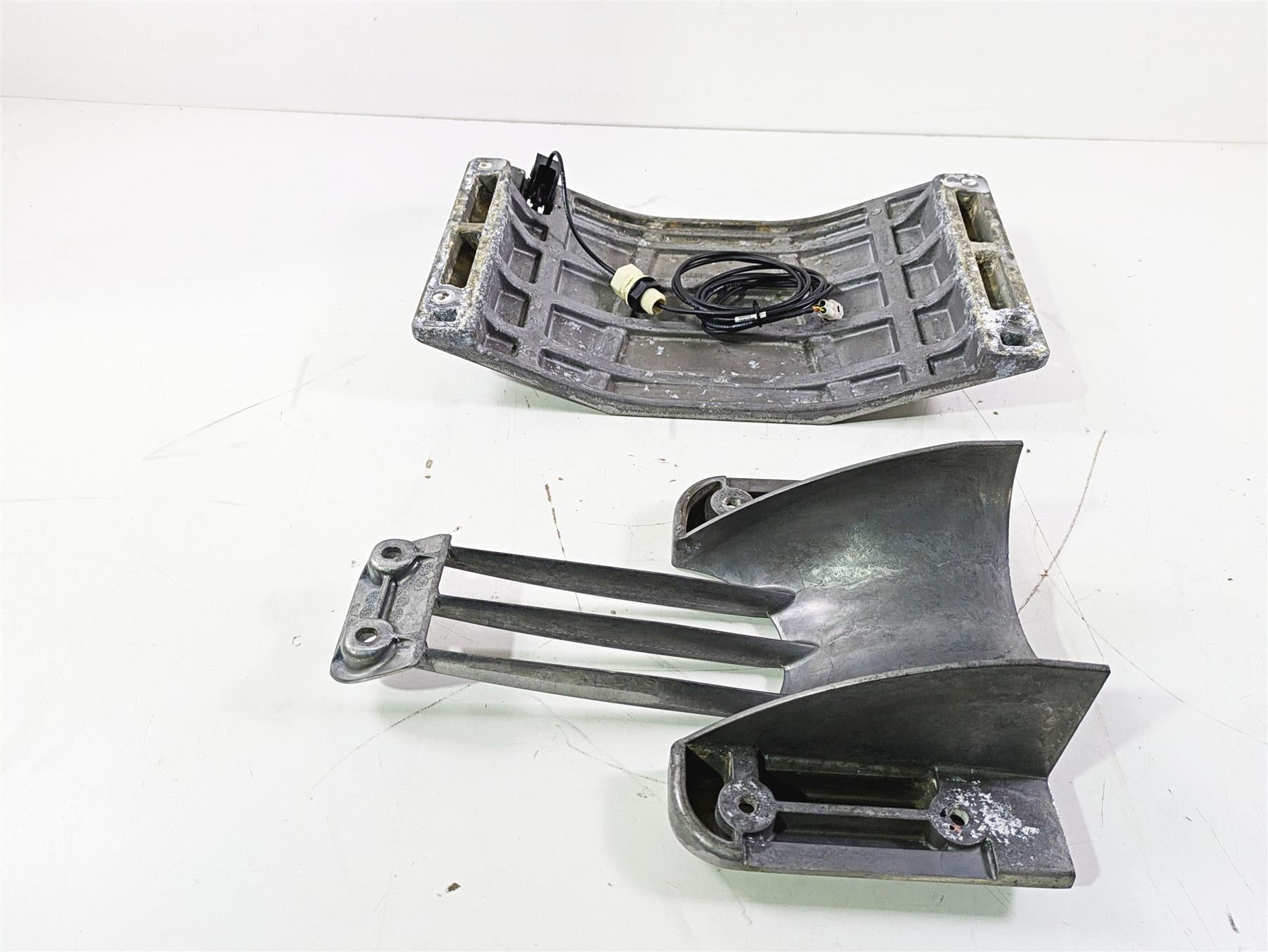 2020 Yamaha Waverunner VX1050 Deluxe Skid Plate Speed Sensor Set F2X-U273B-00-00 | Mototech271